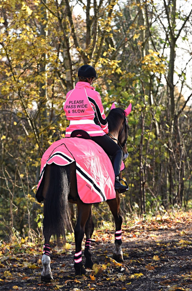 Equisafety Rug RUG - Waterproof Quilted Hi Vis Wraparound Rug- Pink